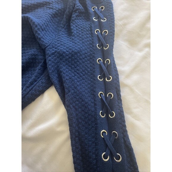 Westport Women's Pullover Sweater "X" Sleeve Detail Blue Size 1X - Picture 3 of 8